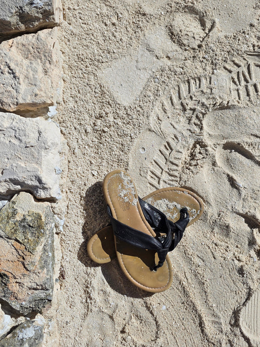 7 Essential Items for the Unluckiest Traveler